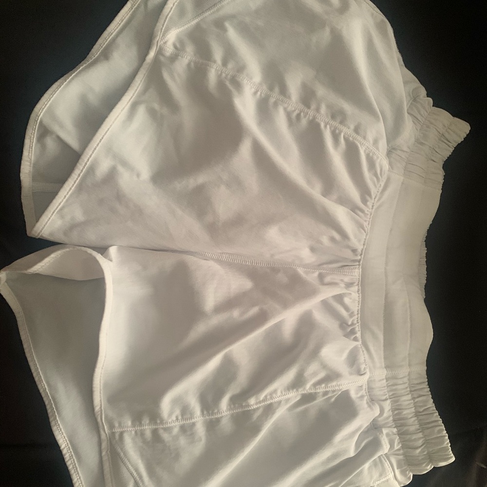 Lululemon Hotty Hot shorts